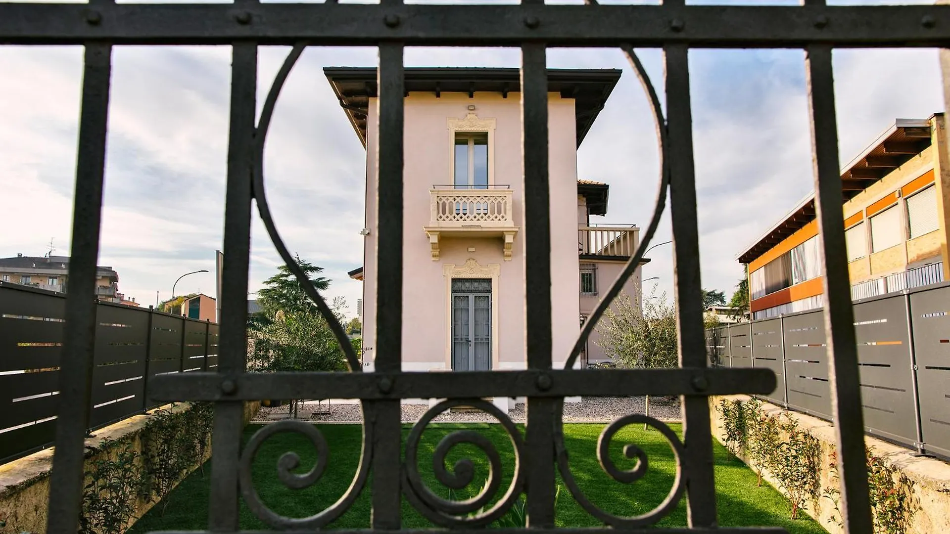 Villa Dei Sogni Appartamento Vicino Ospedale Borgo Trento,Fiera E Arena Di ヴェローナ